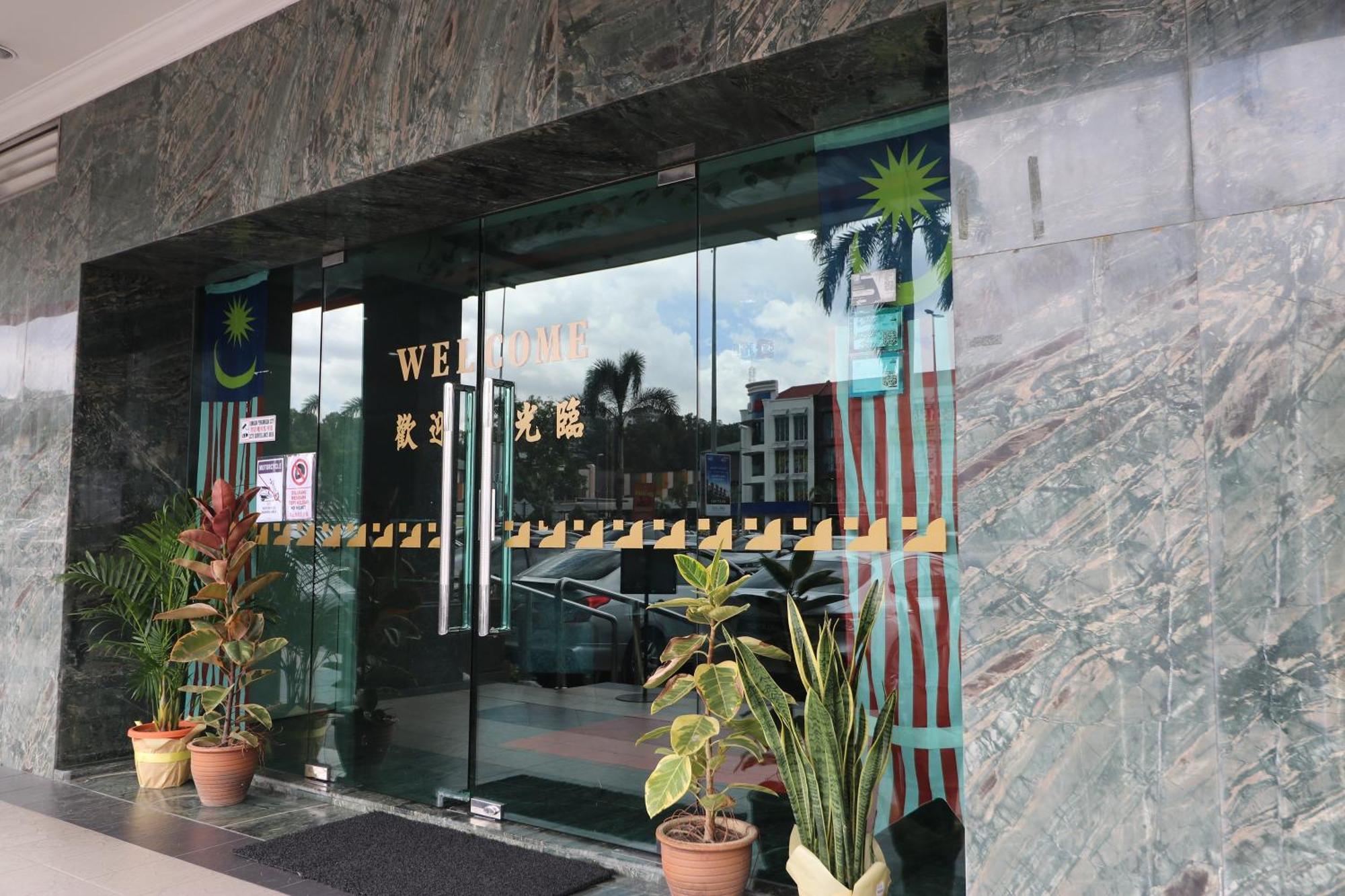 Hotel Sri Puchong Exterior photo