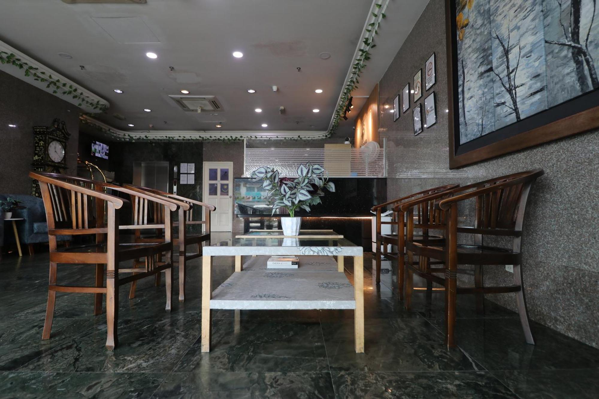 Hotel Sri Puchong Exterior photo